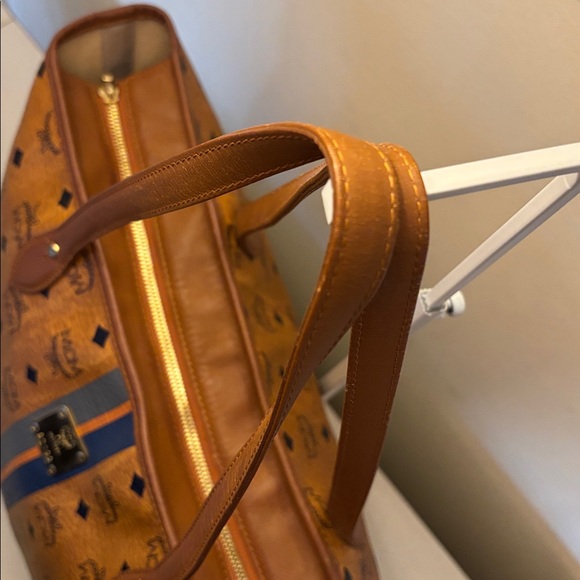 MCM COGNAG TOTE - Picture 3 of 16